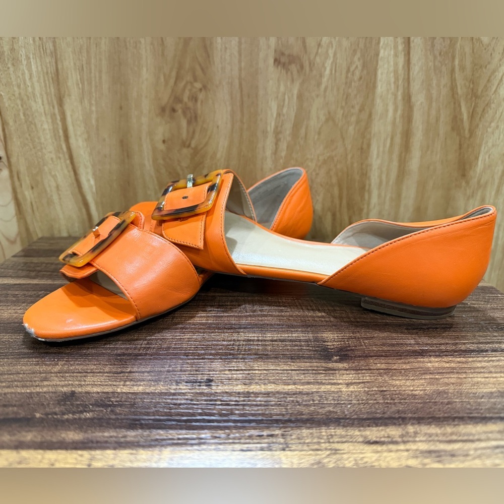 TALBOTS LEONA BUCKLE NAPPA FLATS